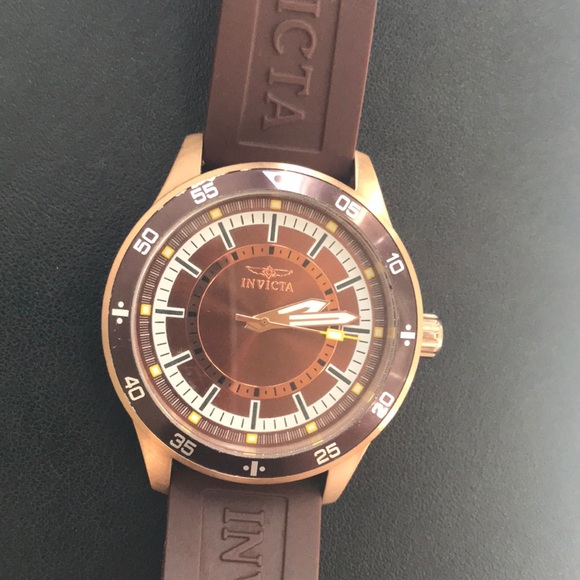 Invicta men’s watch  (Needs new battery ) - Picture 2 of 6